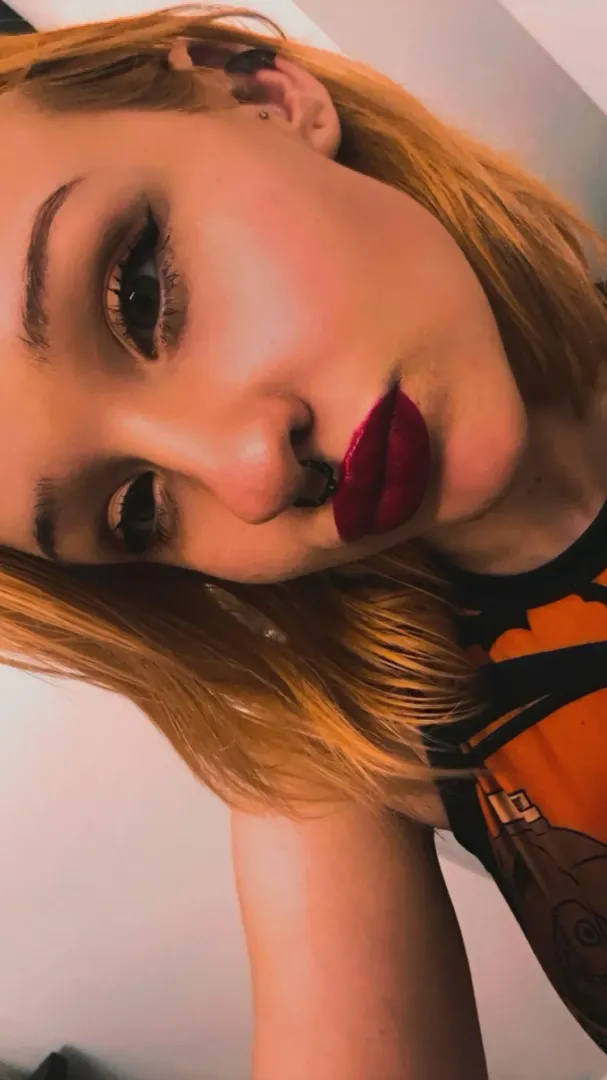 18f4r anyone wanna video chat on discord? Sfw only 