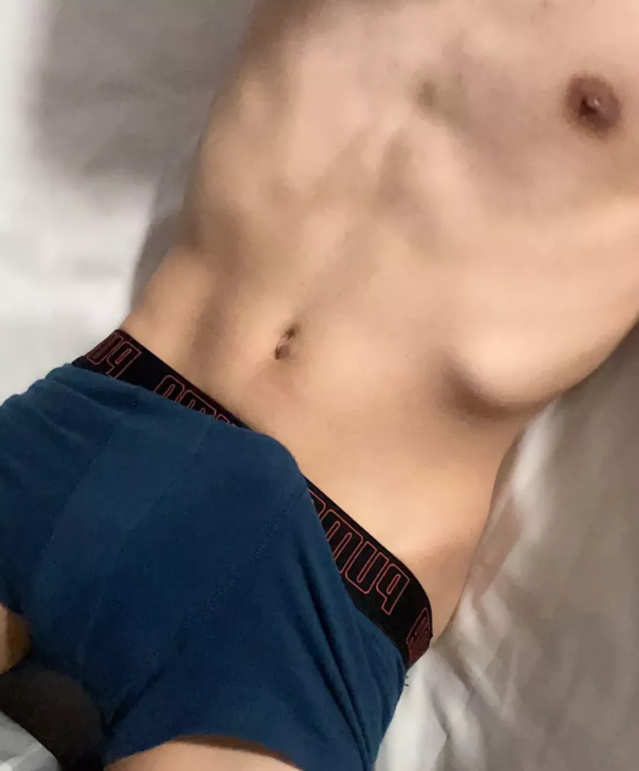 (18m) 18-25 fit guys hmu