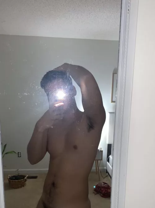 18M curious teen boy. I want to trade dick pics and vids. Sc: andres10garci