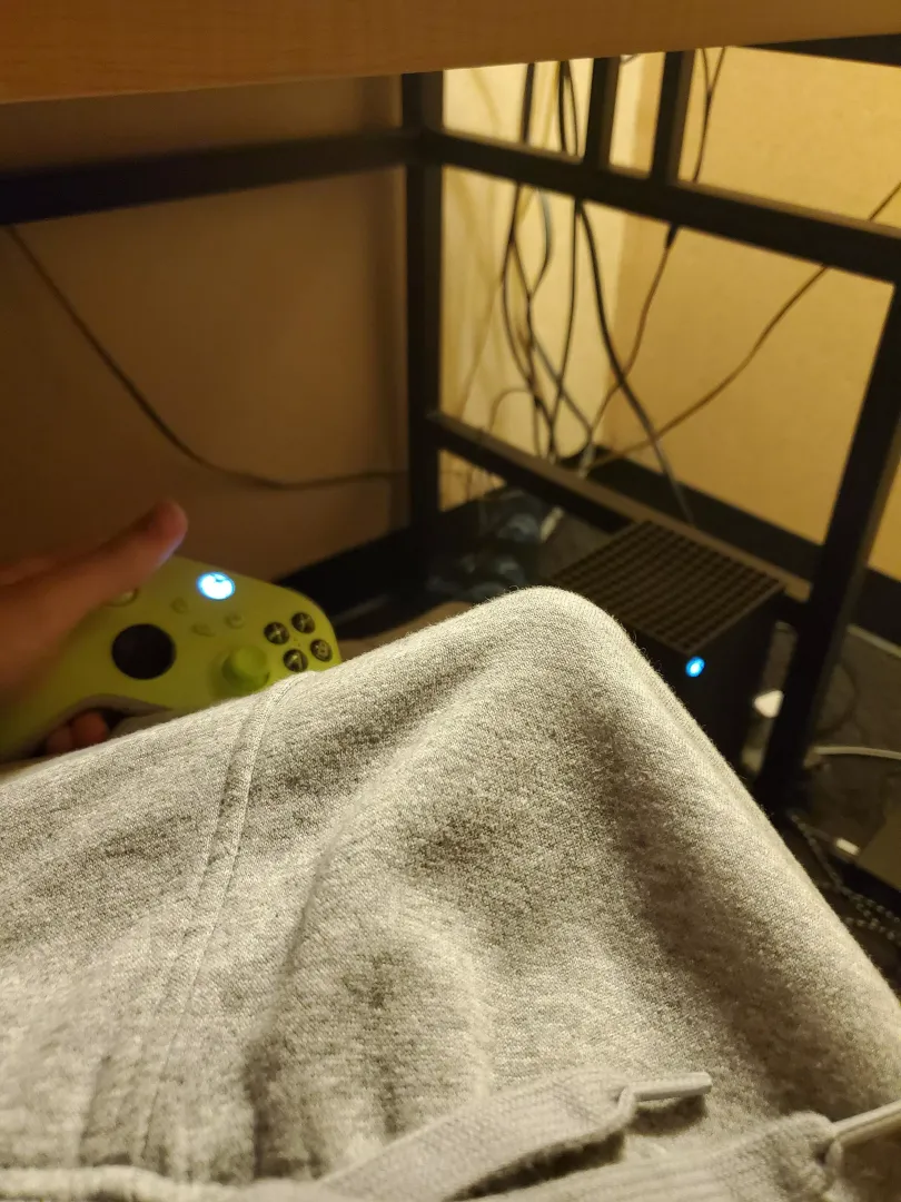 [18M] late nights gaming get me so excited...