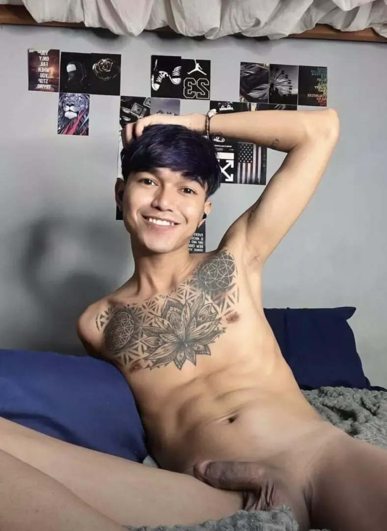18m Who wants to see a skinny twink covered in cum 💦👅💦👅