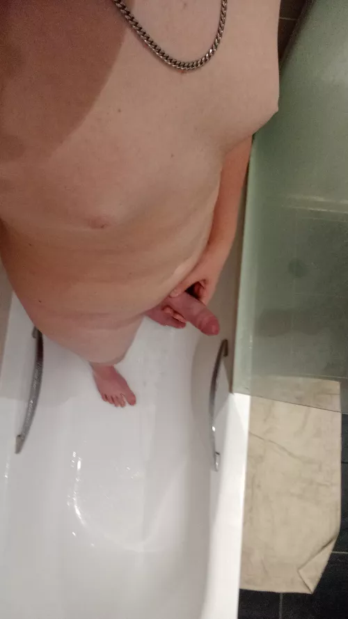 (18)Need a top