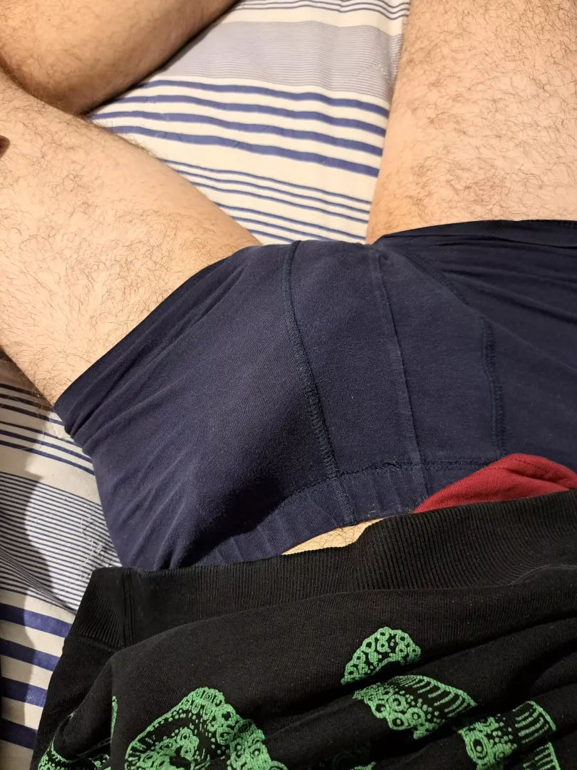 18yo Good Morning! DM's open
