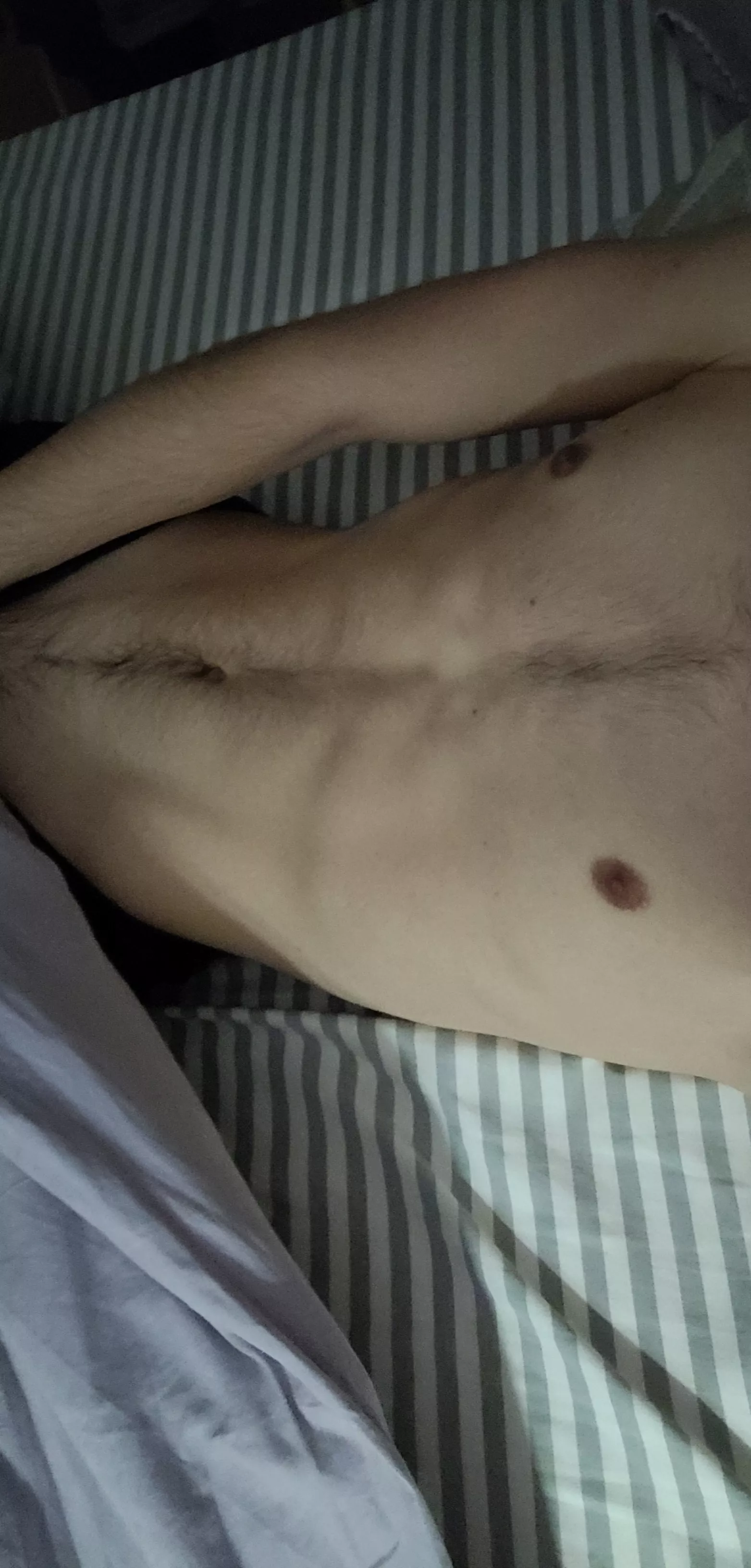 19 add @simj0304 (send asl and face) i'm french btw