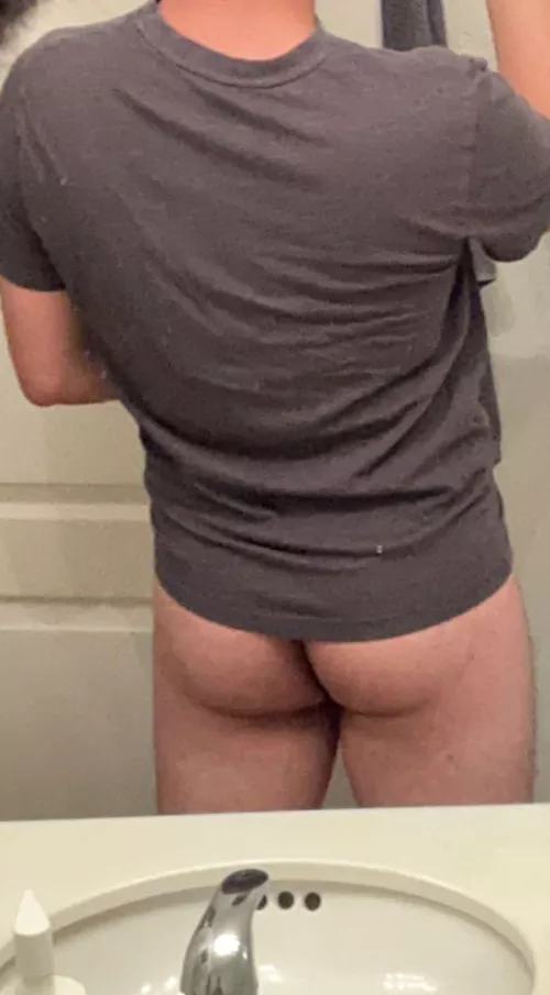 [19] Been going to the gym, but I think I need to learn some stretches