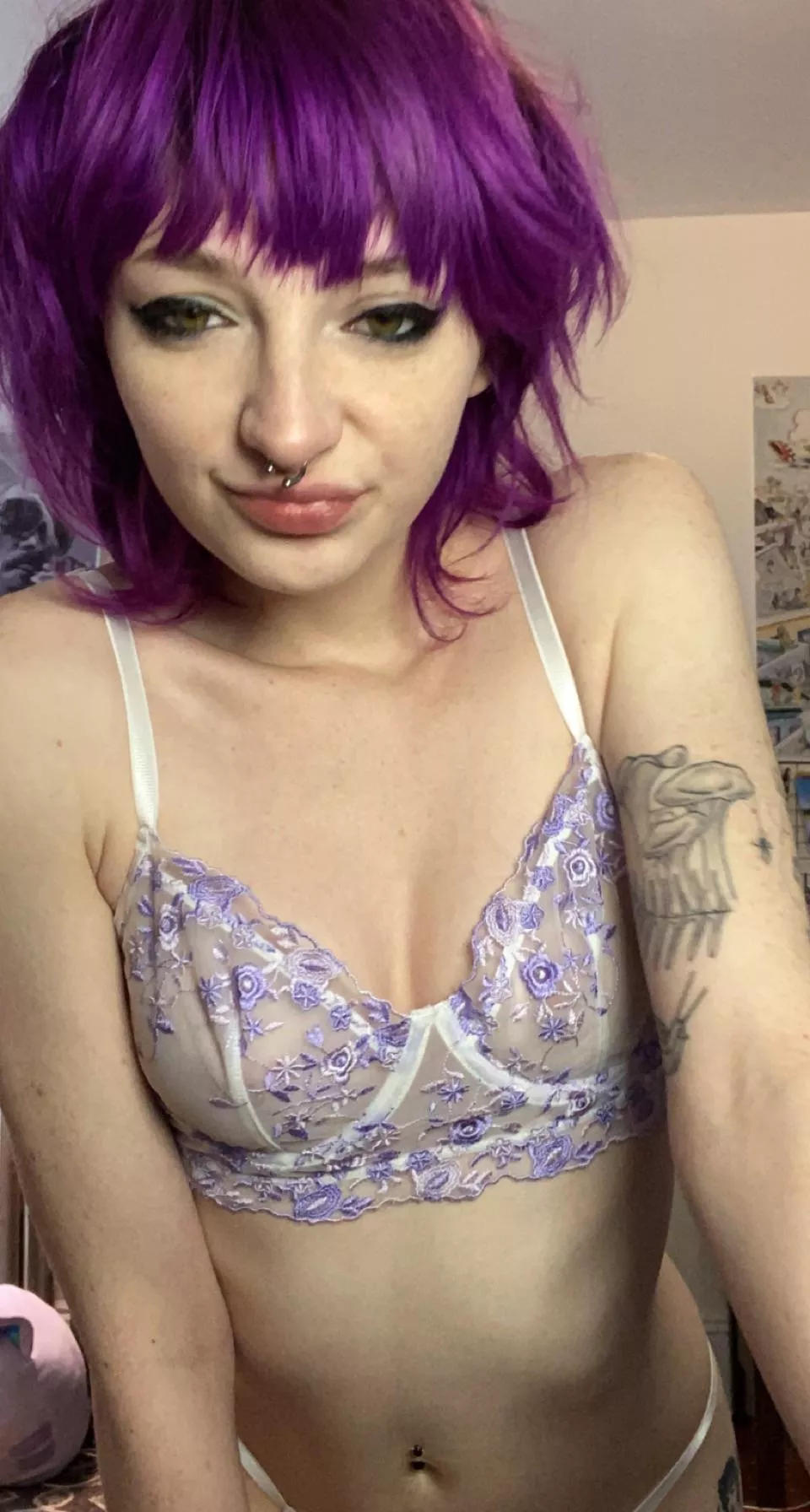 (19) Do you like my cute little tits?