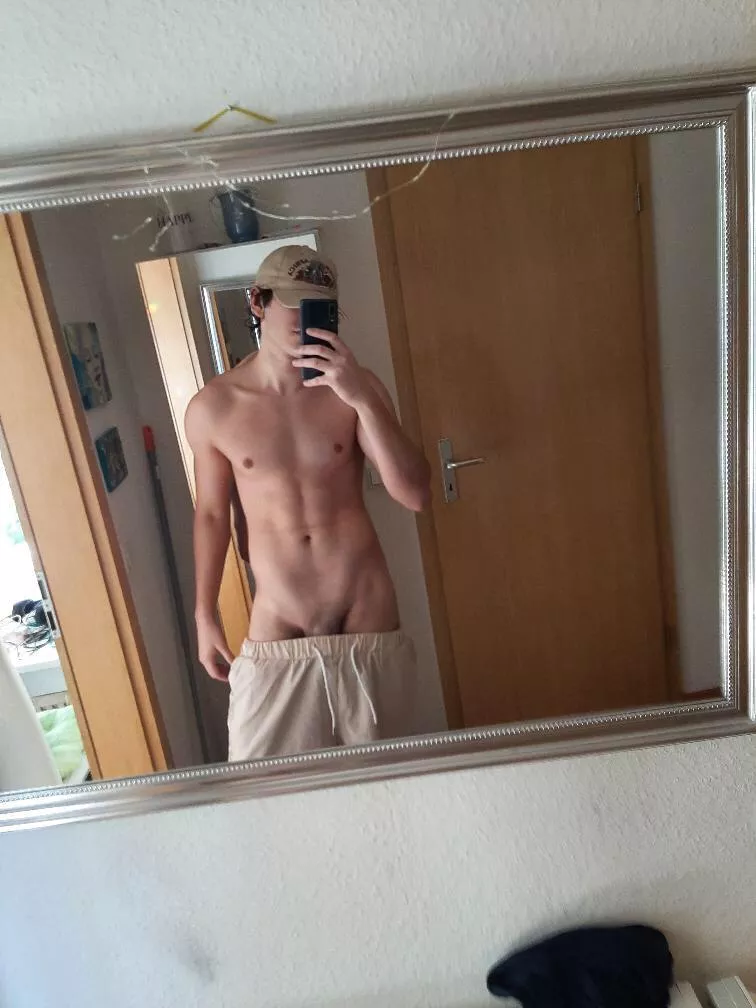 [19] happy V day✌️