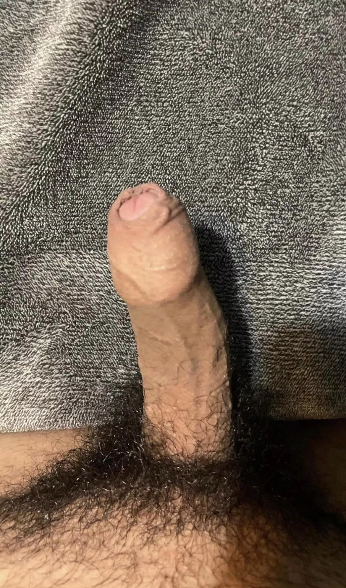 19 m Latino here anyone wanna compare
