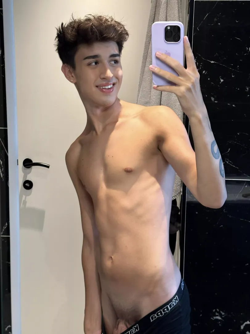 [19] what will you do to me? 😏