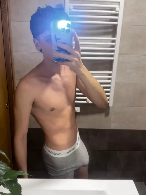 [19] would u shower with me?