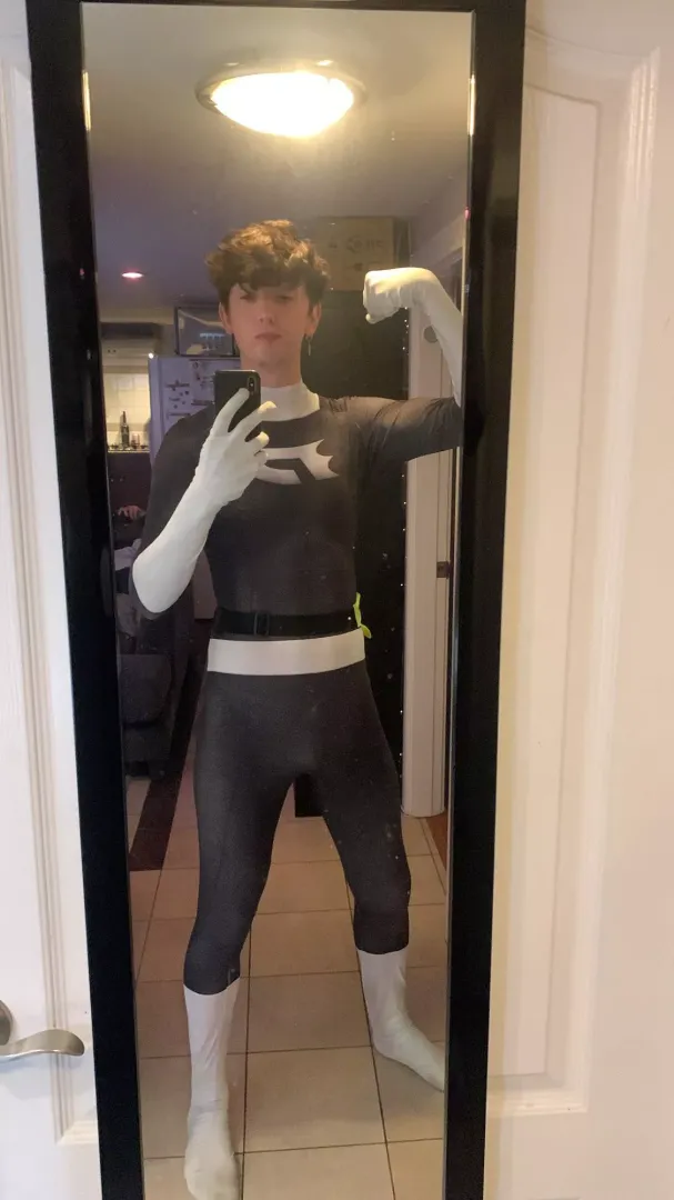 (19) would you give me a trick or a treat? 😜 (costume is Danny phantom)