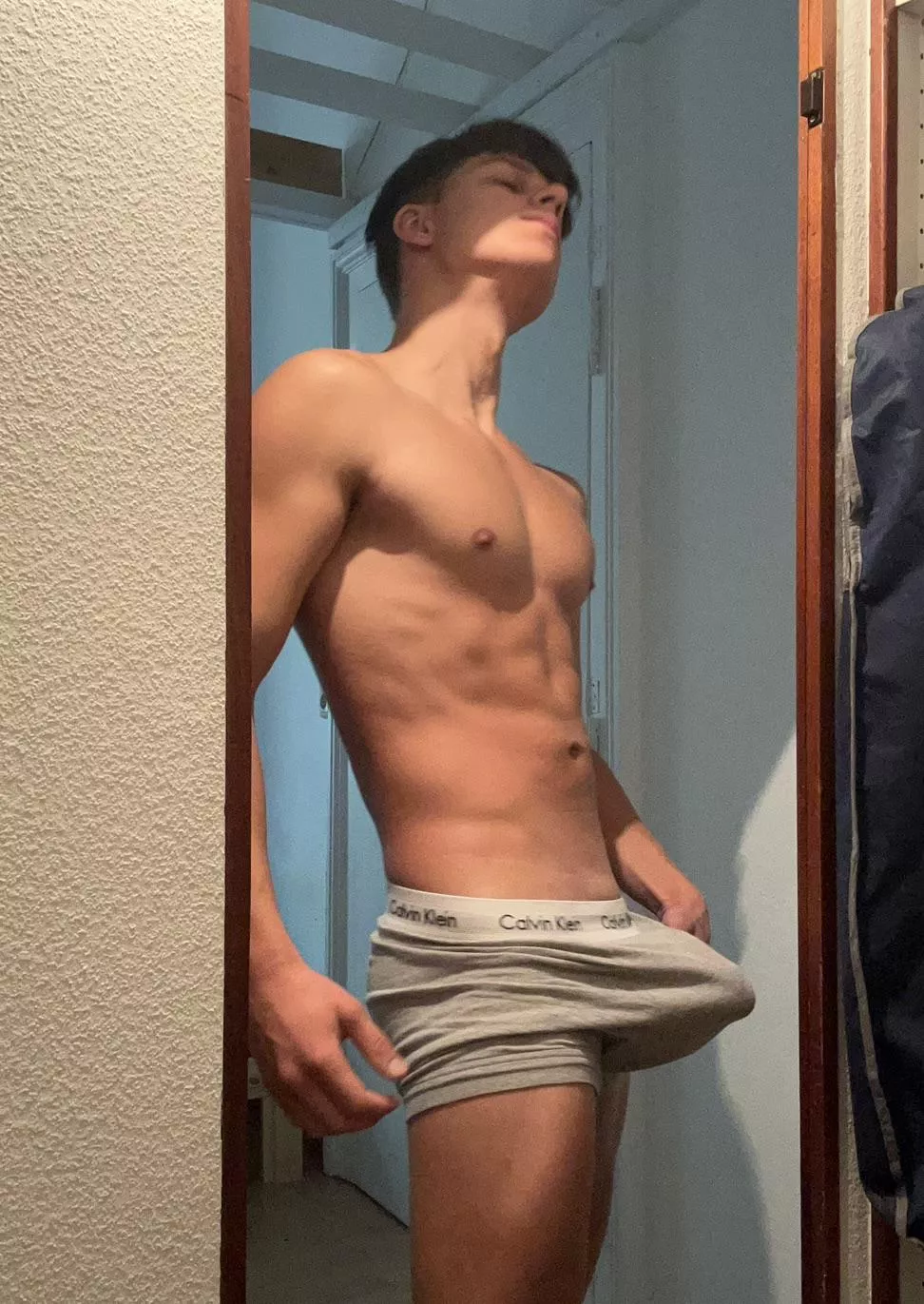 (19)Who wants to ride it?
