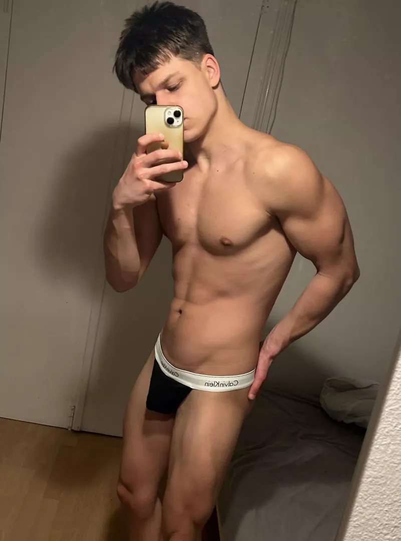 (19)Would you smell my undies?