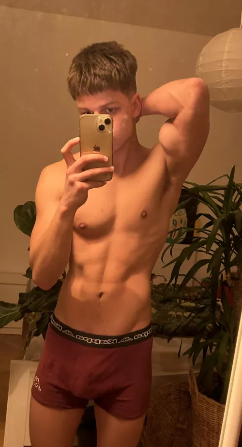 (19)Would you taste my pit?