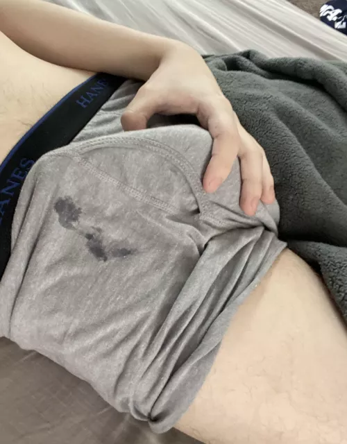 (20) anyone else make too much precum for their own good?