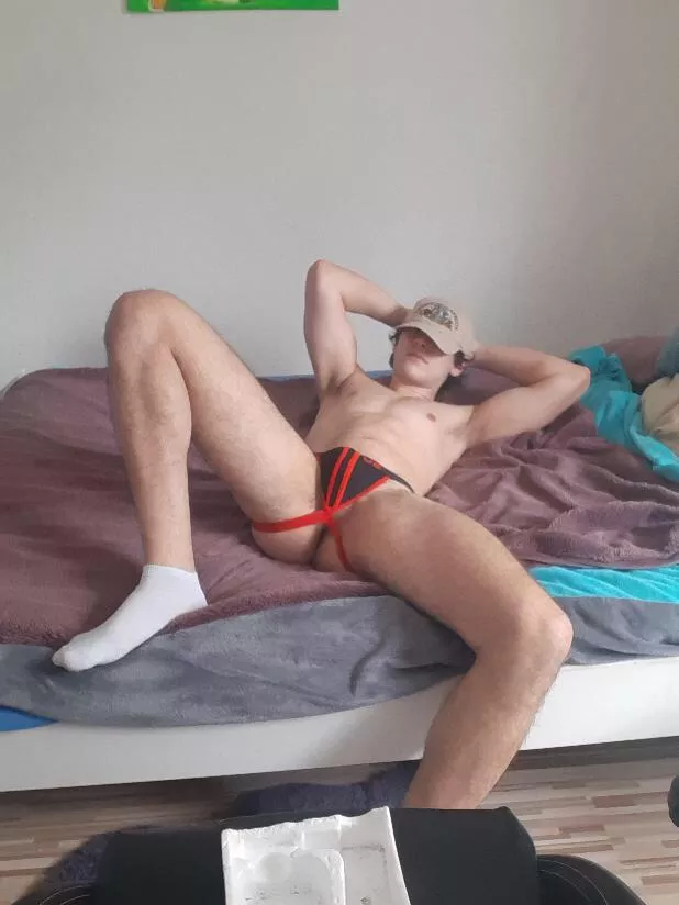 [20] come to bed
