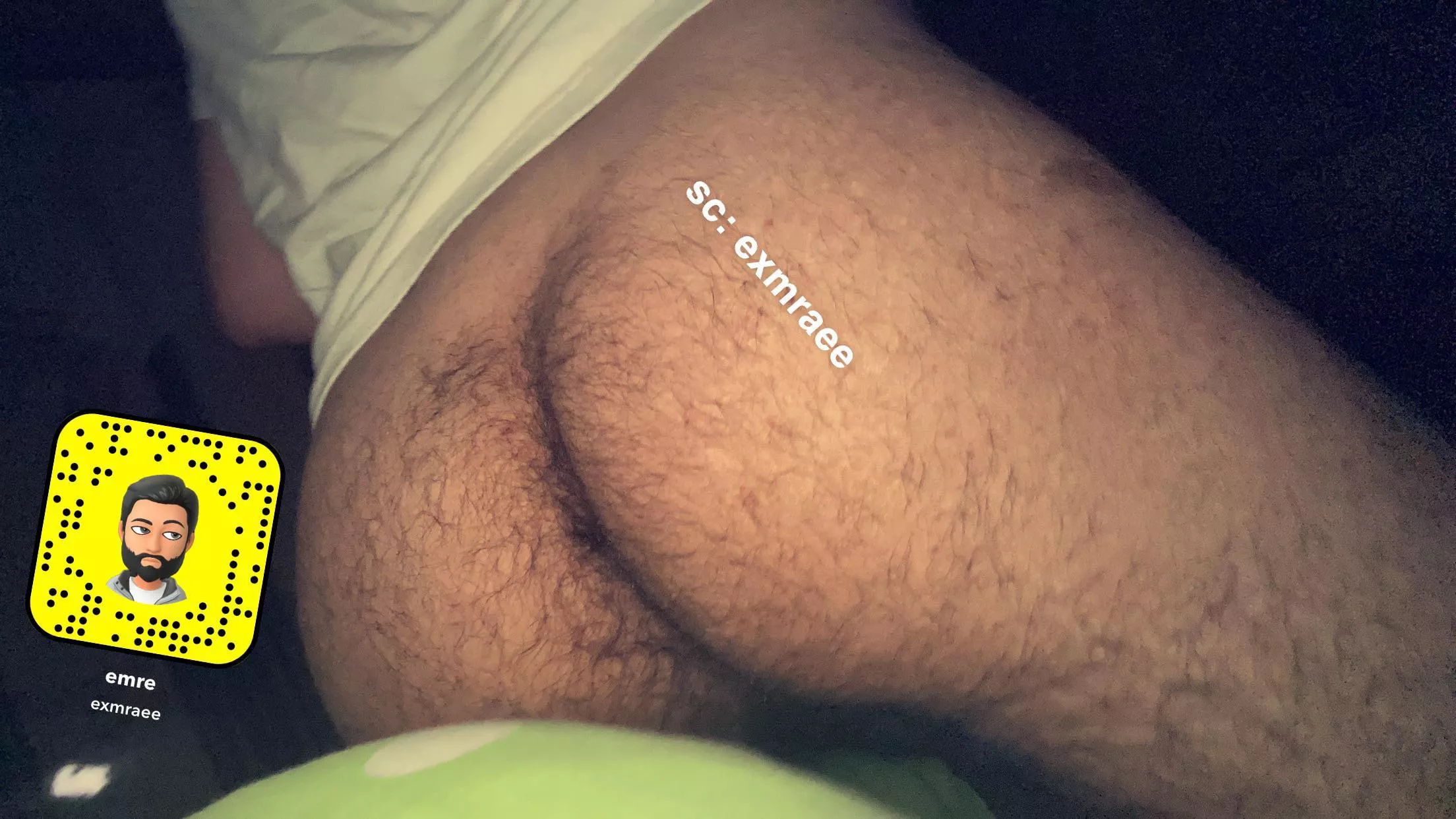 20 Germany, dm or snap me if you are hairy or dominate - sc: exmraee