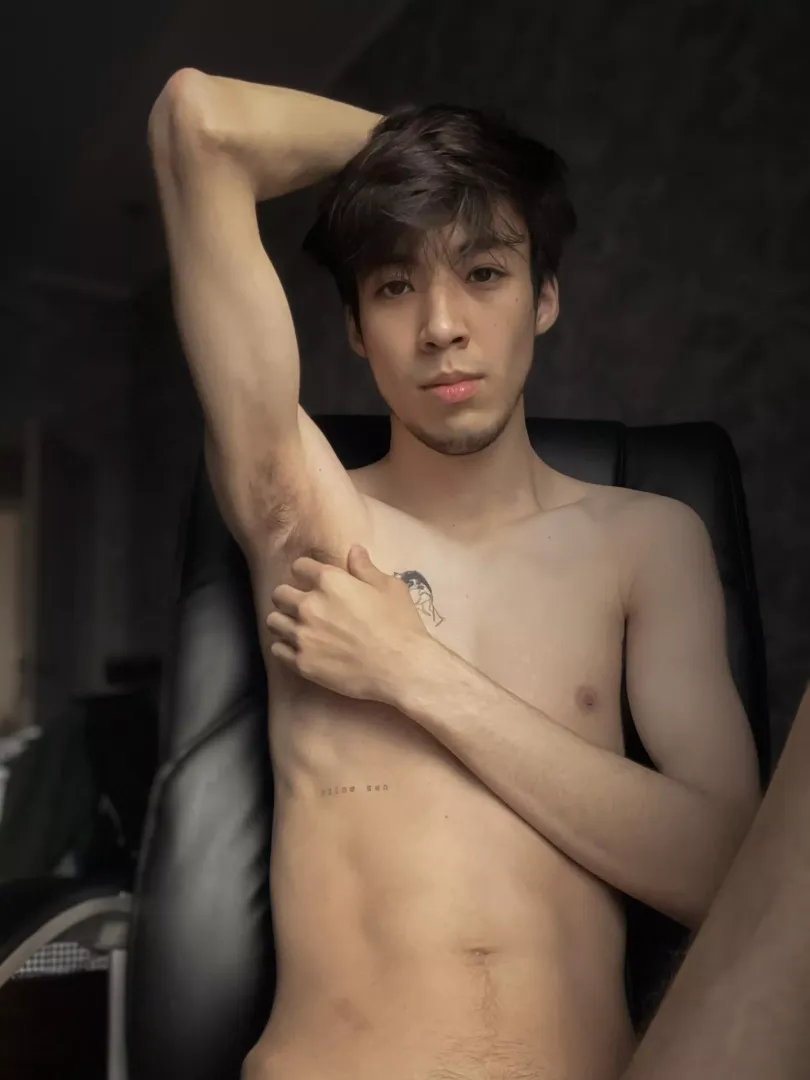 [20] lick my pits