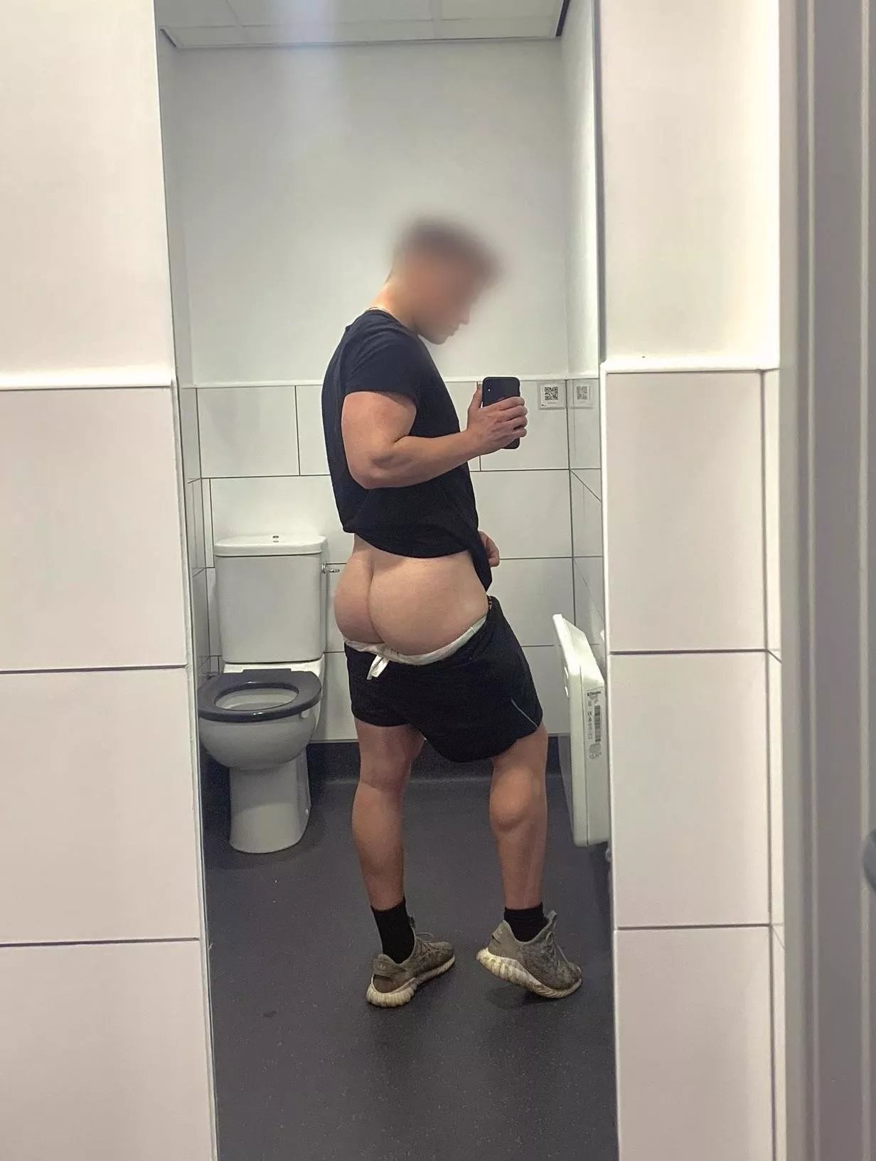 (20) starting to take more ass pics, what do you think?