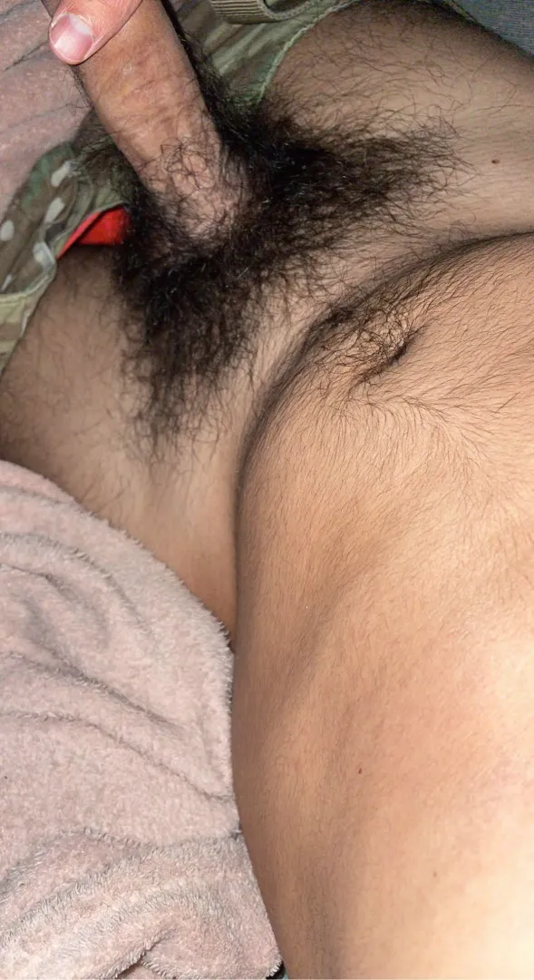 20USA DL Army, looking for fit around my age to trade hmu Snapchat: markg3818