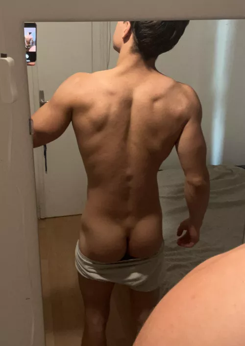(20)Would you eat my ass?