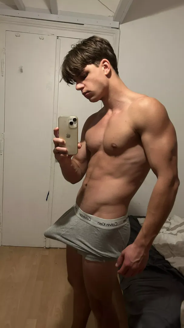 (20)Would you let me stretch your hole?