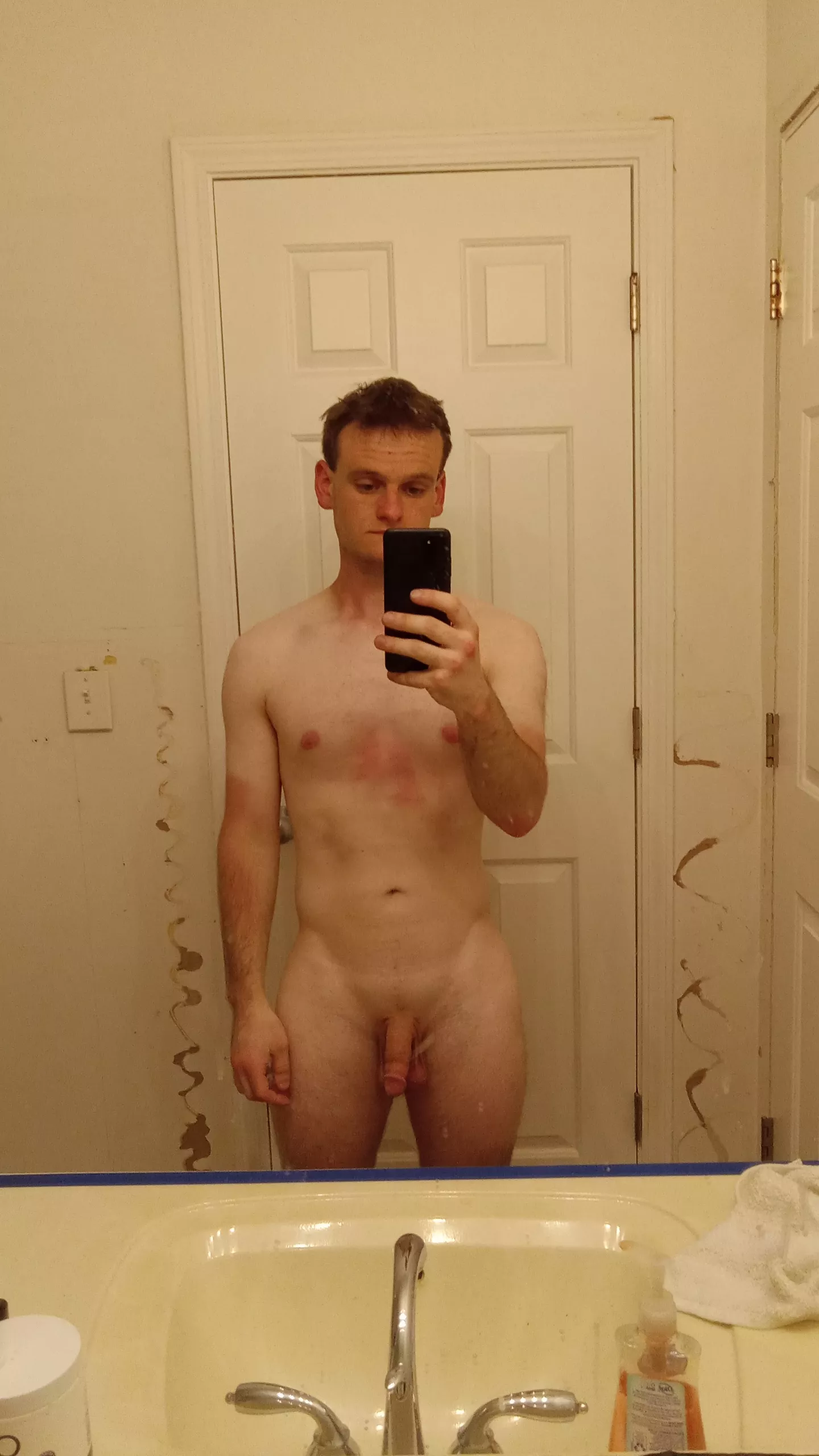 21 m 5'7 140