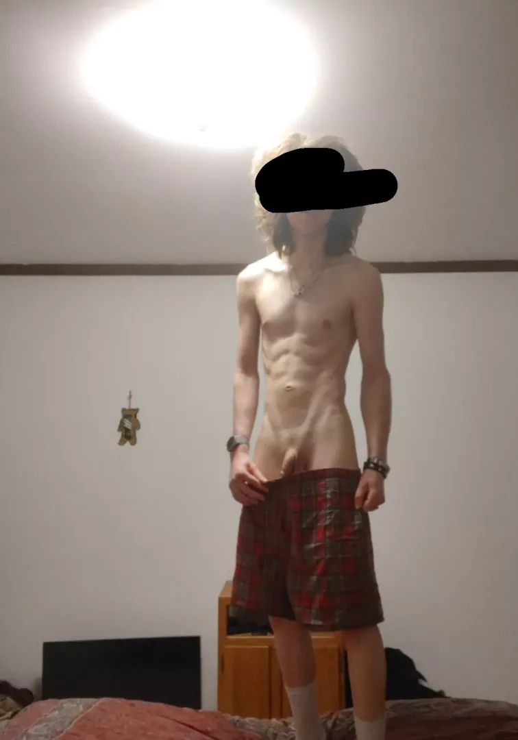 [21] Need a sauna partner now that it's cold 