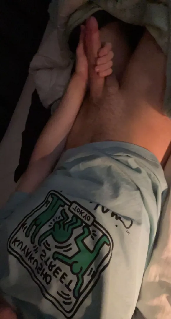 21 VersT, thicc guys hmu ;) kinky+