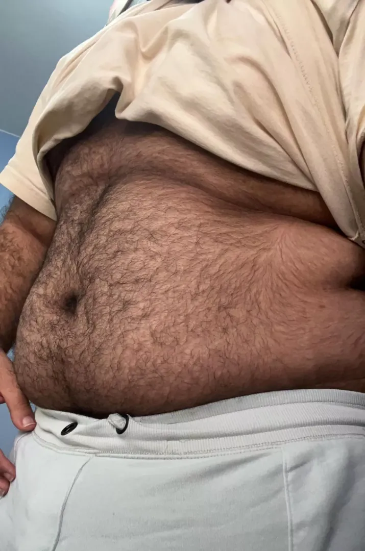 (21) young hairy bear, need more men in my dms
