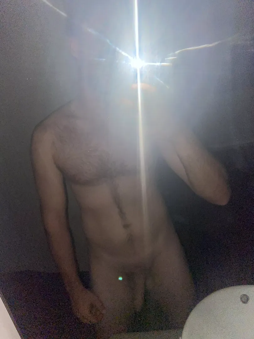 21(m) be honest please!