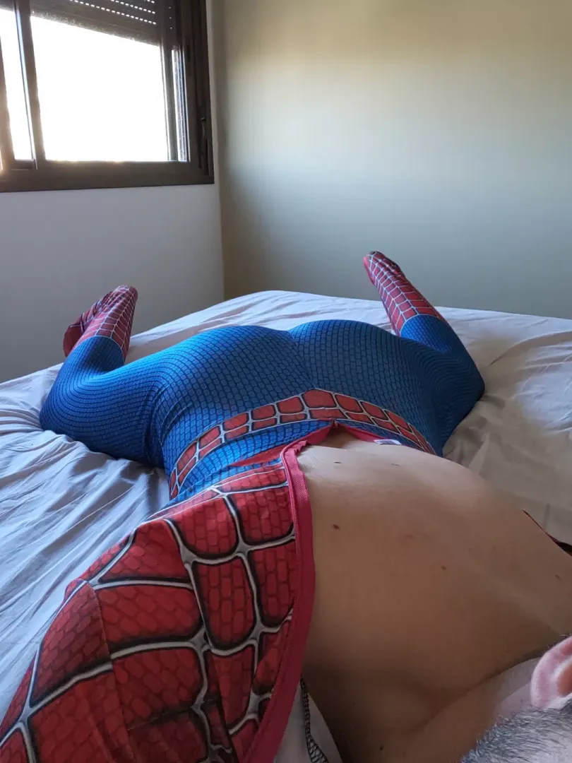 (22) hi, guys! it's halloween season! ;)