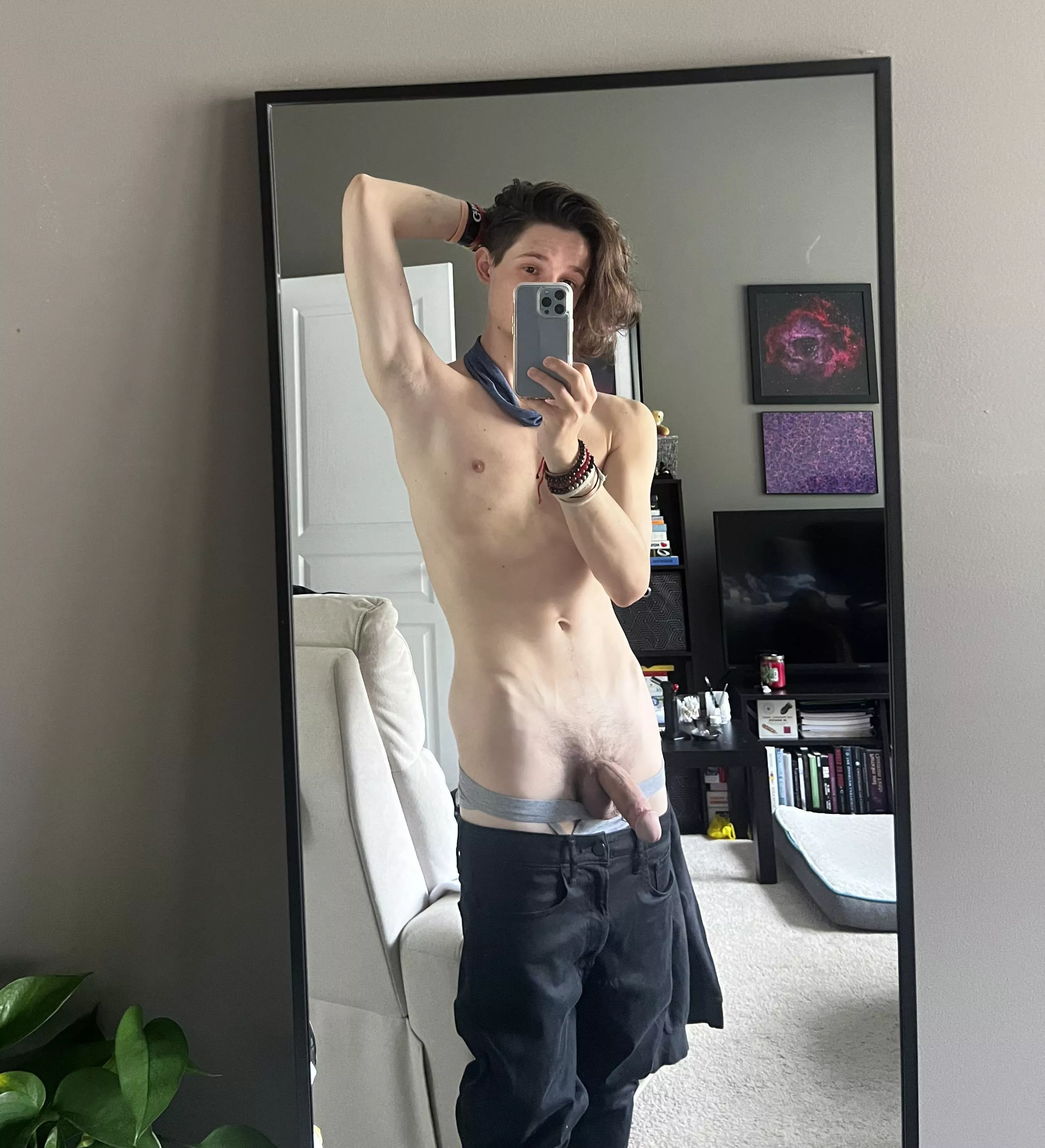 [22] is 6” considered boyfriend dick?