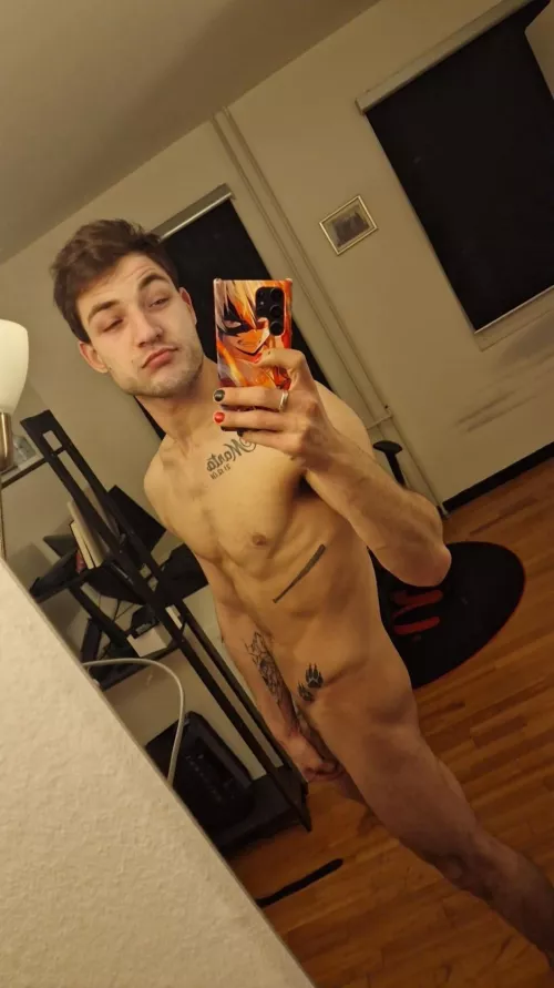 22 male friend just left efter the weekend horny as fuck hmu👌🥵