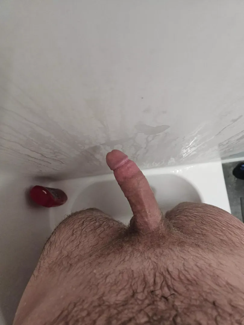 22 straight curious. Text me if you're submissive in nature. Arabs and Turks specifically. Snap: submit_oo