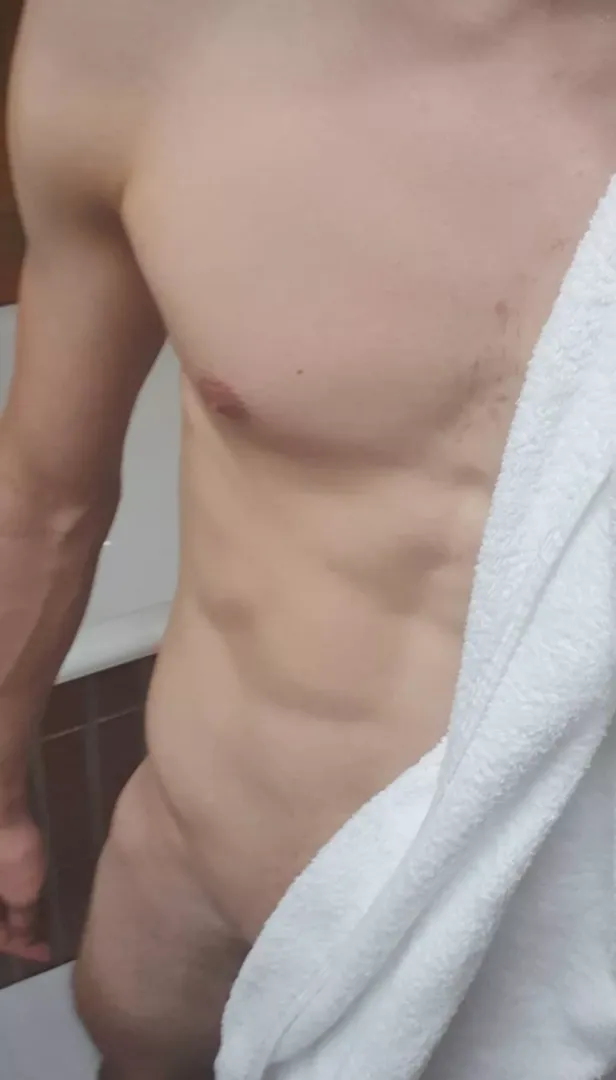 23 Anyone wanna chat?