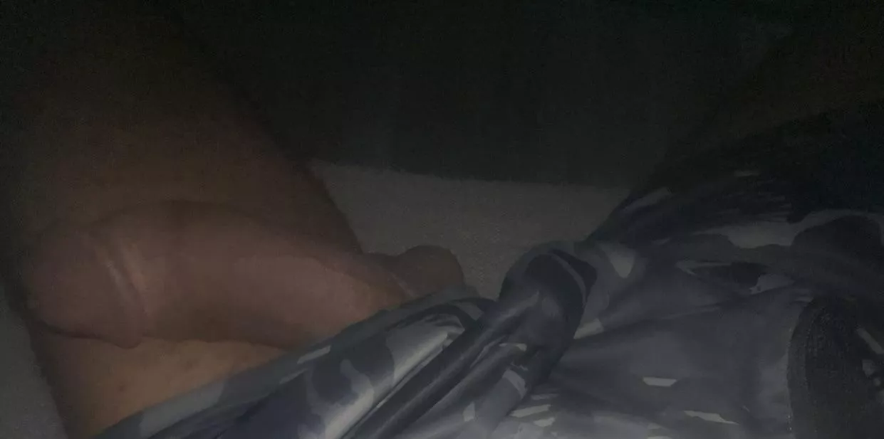 (23) bored
