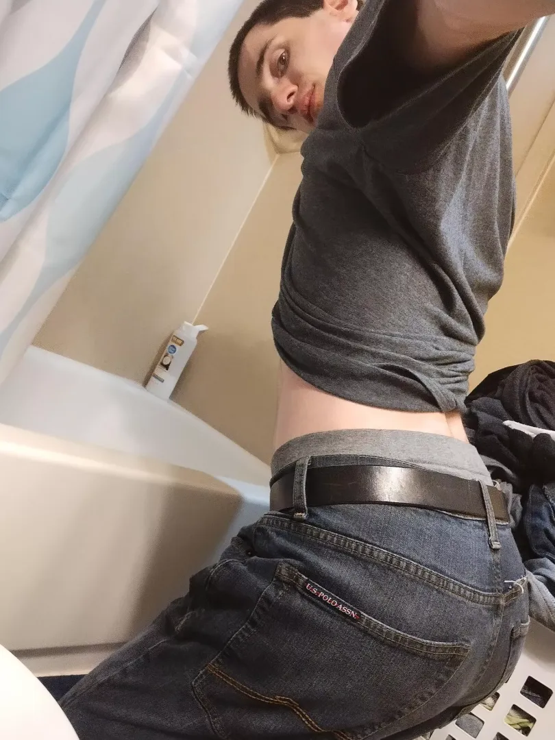 (23) Dry Hump?