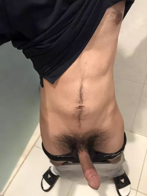 23, Horny hmu for some fun
