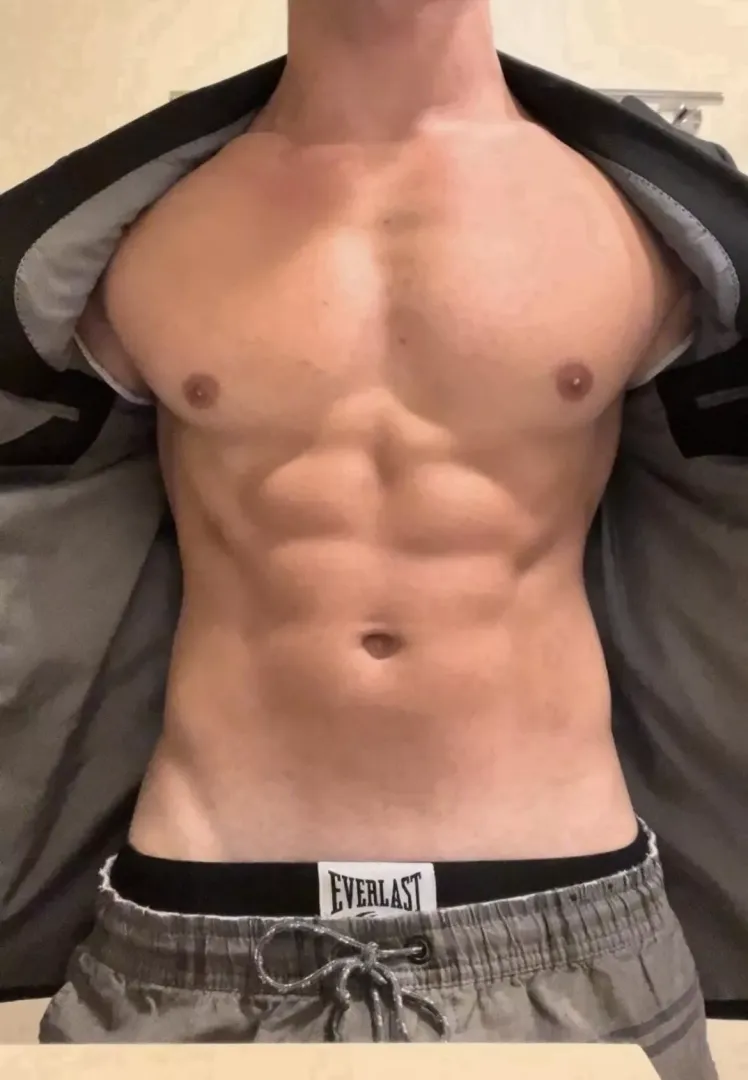 [23] Just got home and had to get a quick pic while taking off my service suit 🥰🥰😊
