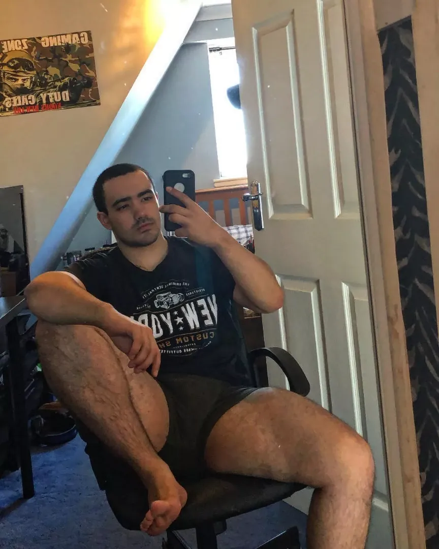 23uk Who’s Vibing? Dom_0105