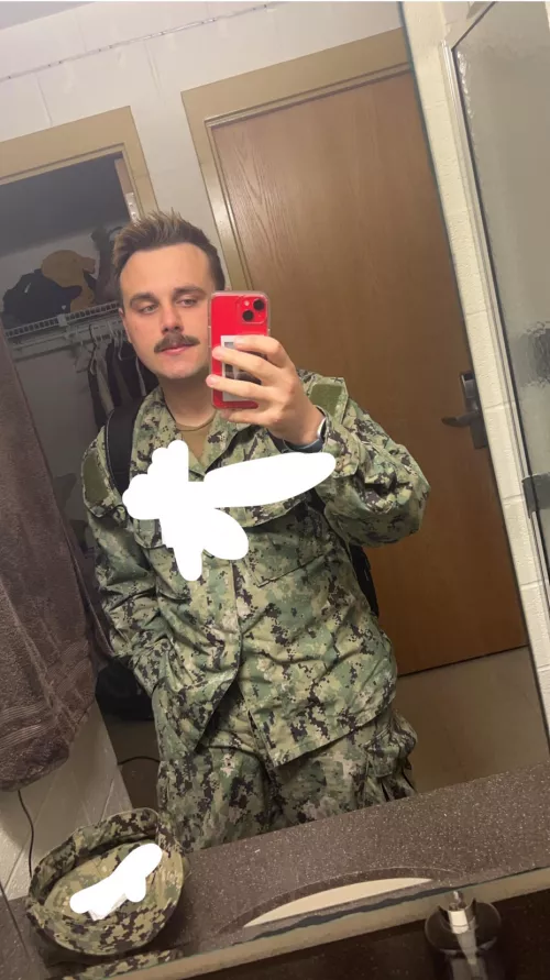 [24] bored hmu, active military, in Va ask play on Xbox or ps