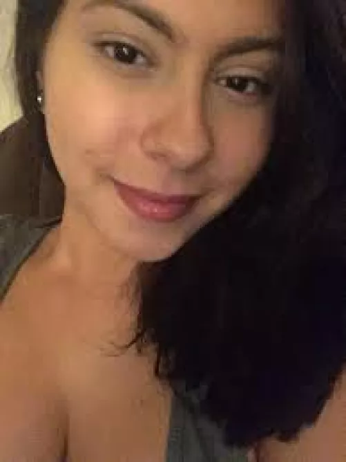 24 [F4M] Upvoted then send me a message on k.i.k saying DONE! so you can recieve your nude reward!!! K.i.k: thalieblake018