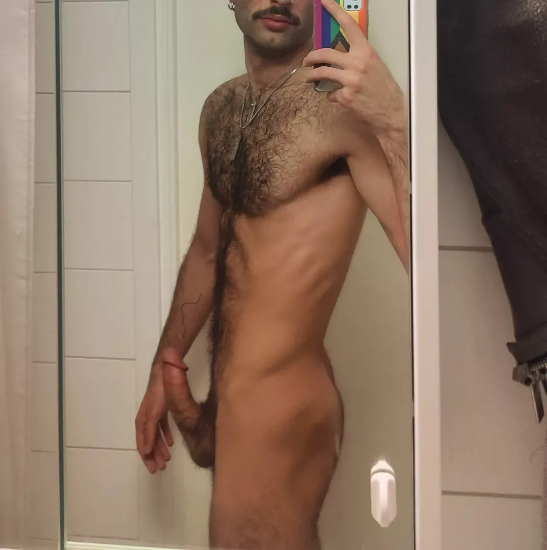 24 hairy handsome for big/XL dicks, verbal+++ snap: theohyy