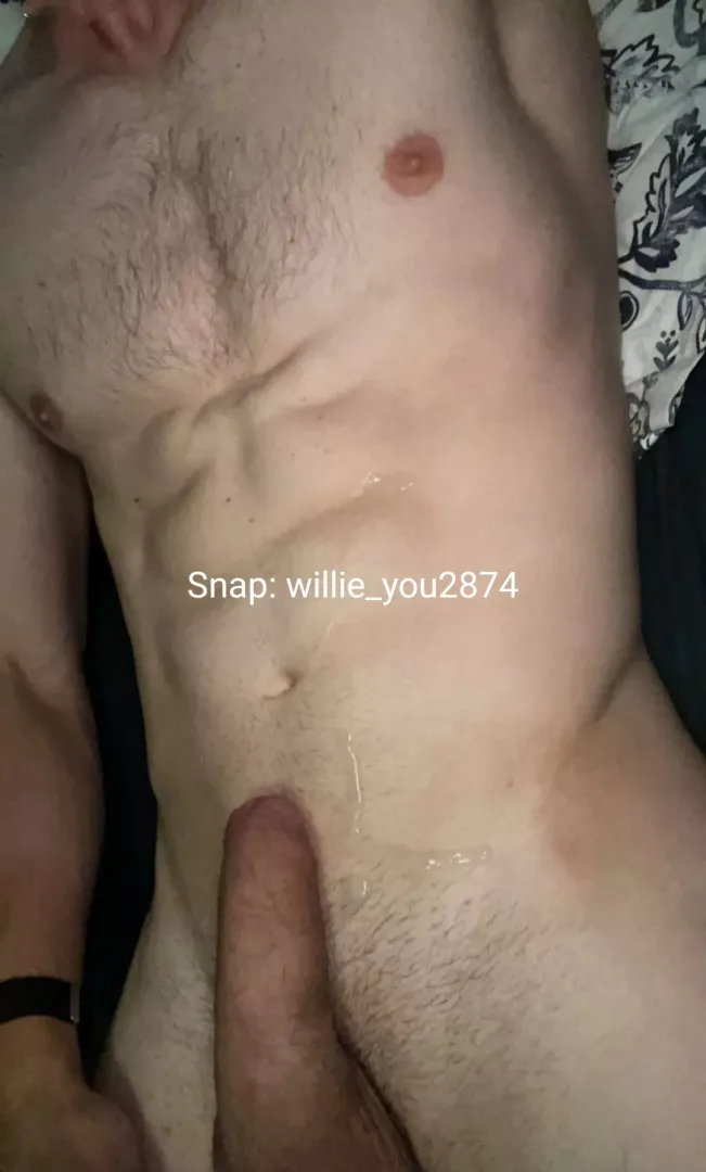 24 live jerk session with other guys later around midnight(london time) check your clock. Fit/muscular guys only pls