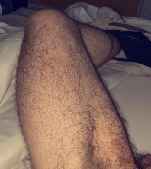 24 m , straight from Spain looking for bros to have some fun, add me: pablolotan