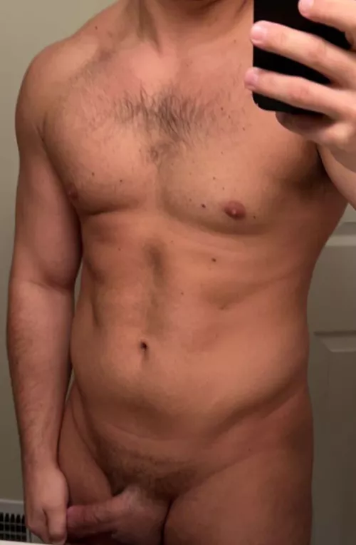 24 sooo horny! Hmu: biblake3