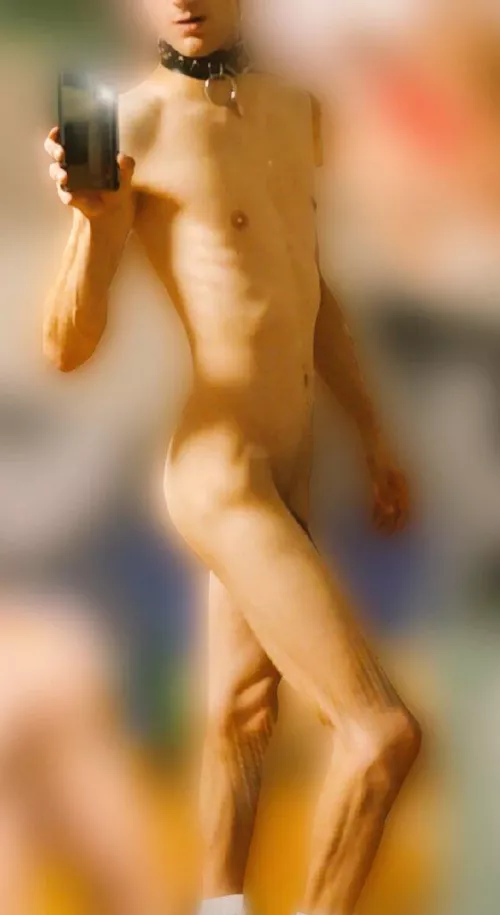 (24) yo Skinny Bottom Twink kinky