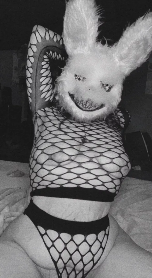 24F looking for spooky fun 😈😈🤭🔥