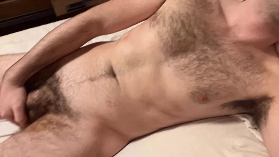 25 bi usa. need some hairy bros to hmu drobertson2610